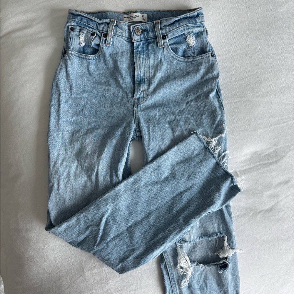 Abercrombie & Fitch Ultra High Rise Jeans